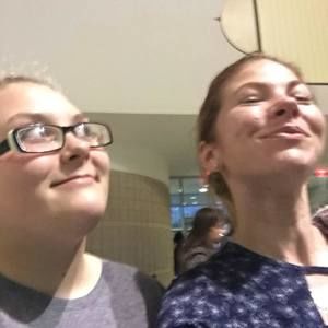 Meet your Posher, Andrea